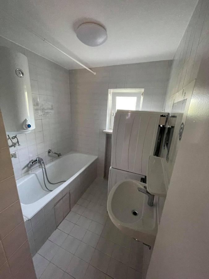 Zv-Scholtz Monteurswohnungen Burgkirchen an der Alz Esterno foto