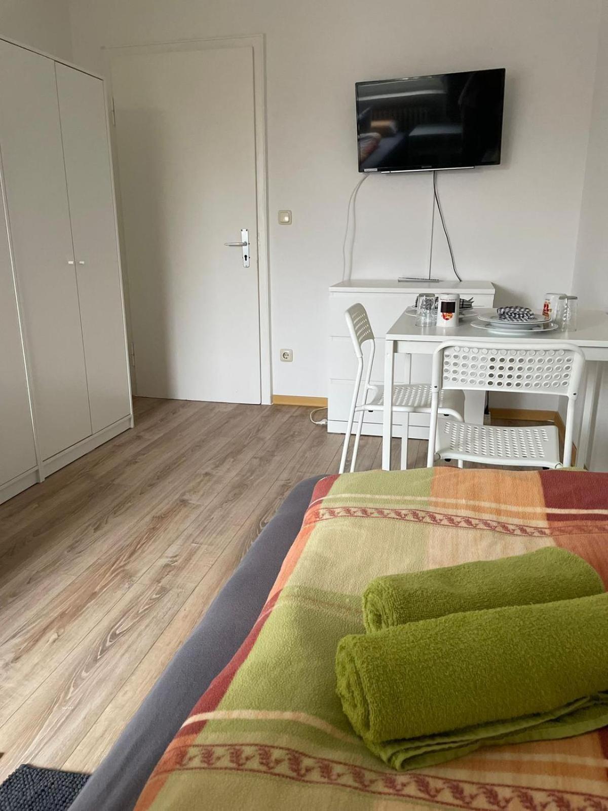 Zv-Scholtz Monteurswohnungen Burgkirchen an der Alz Esterno foto