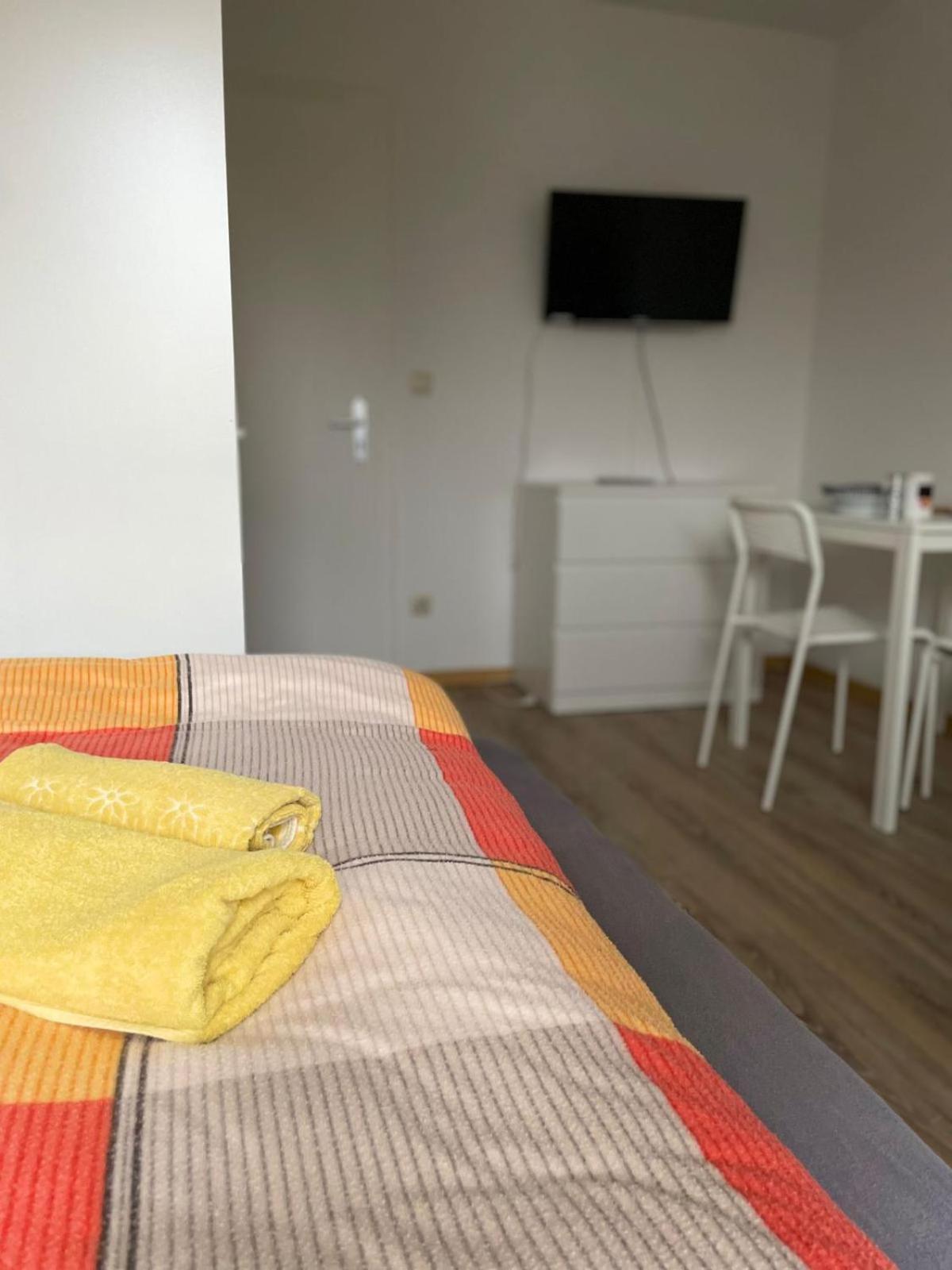 Zv-Scholtz Monteurswohnungen Burgkirchen an der Alz Esterno foto